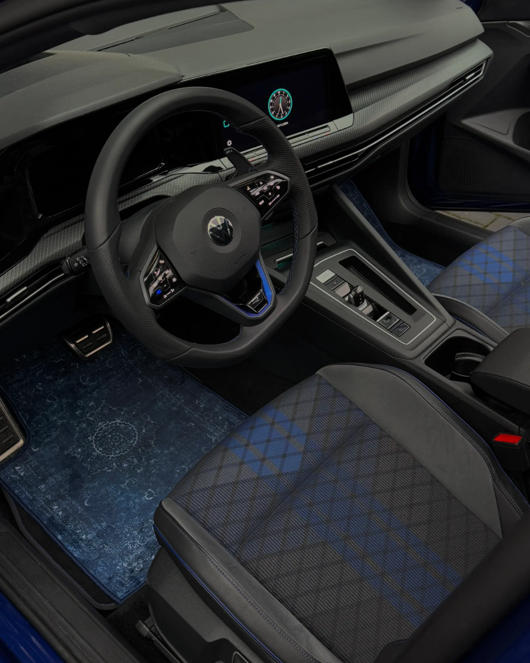 Maristhan Negev - Jogo de Tapetes Automotivos Premium