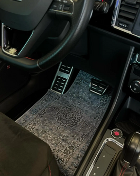 Maristhan Zebullom- Jogo de Tapetes Automotivos Premium