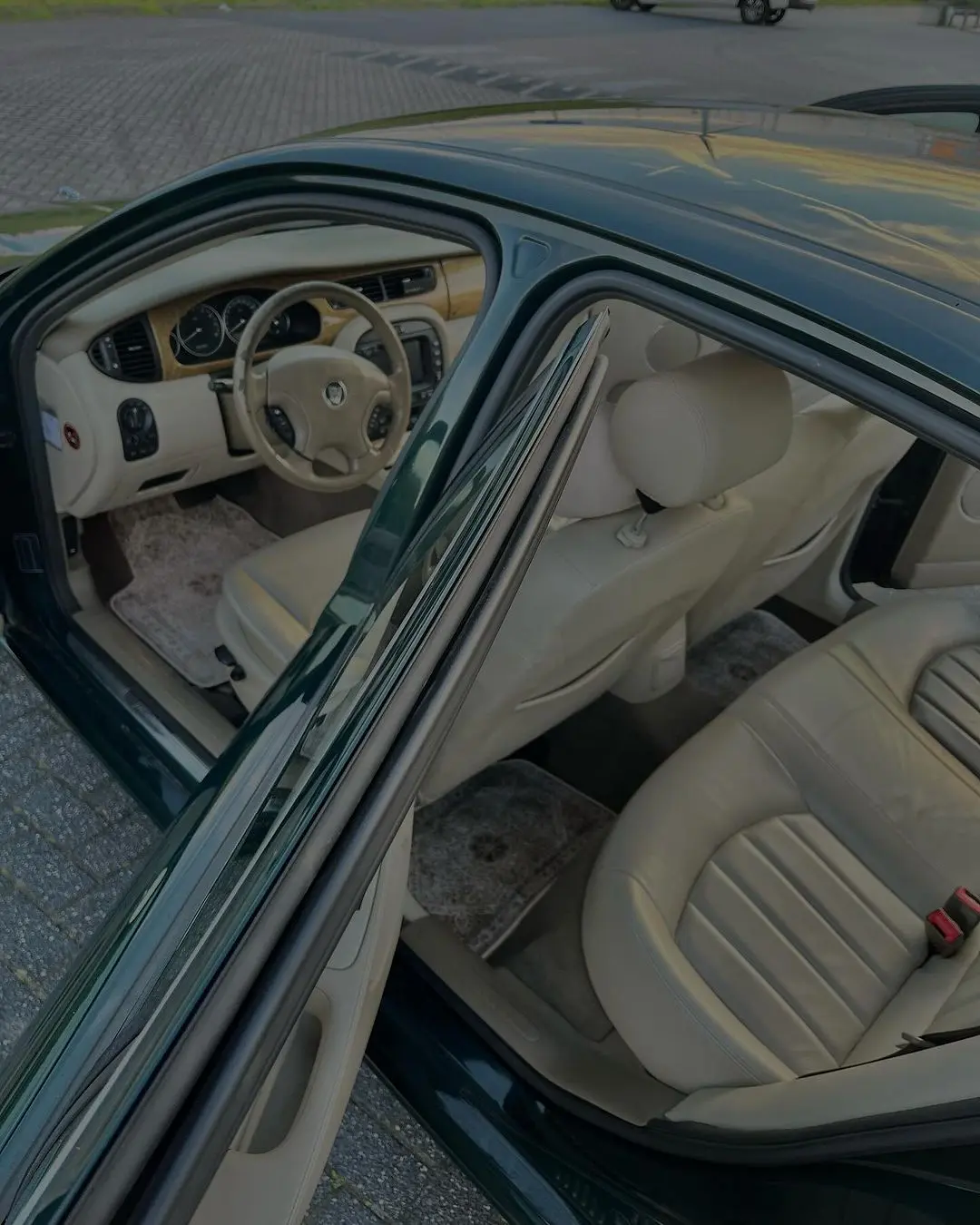 Maristhan Horeb - Jogo de Tapetes Automotivos Premium