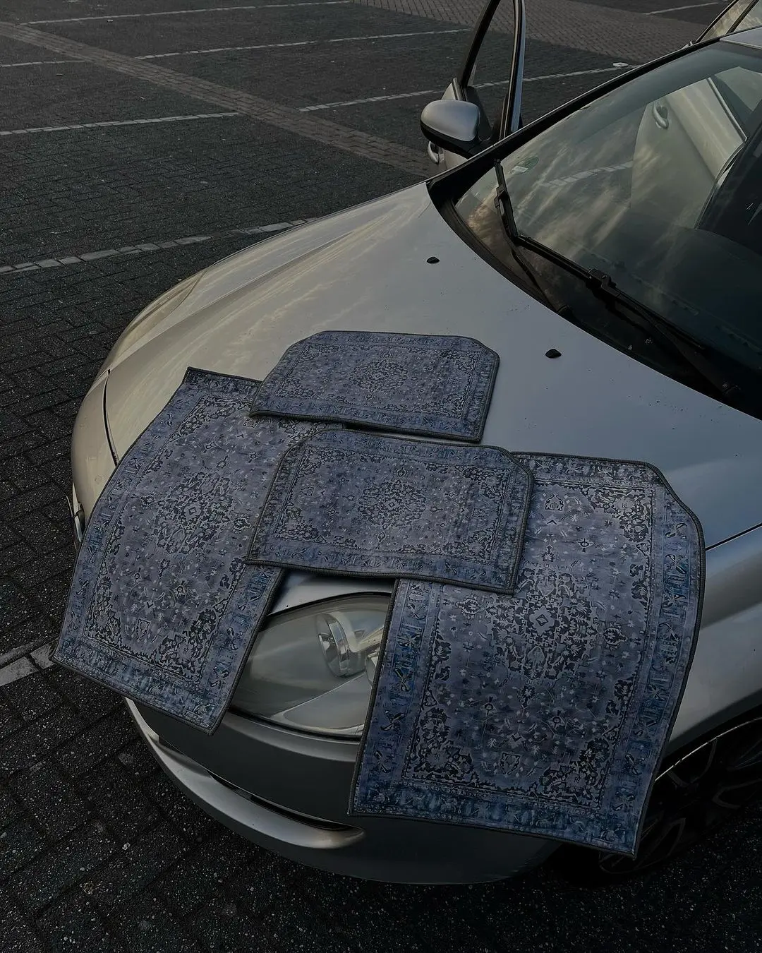 Maristhan Zebullom- Jogo de Tapetes Automotivos Premium